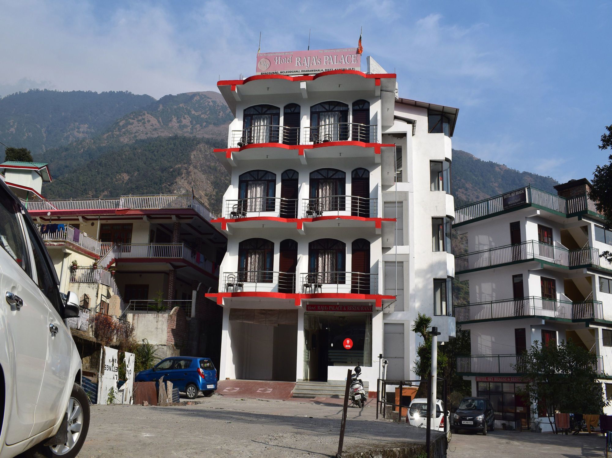 Oyo 10322 Hotel Raja Palace Дармсала Экстерьер фото